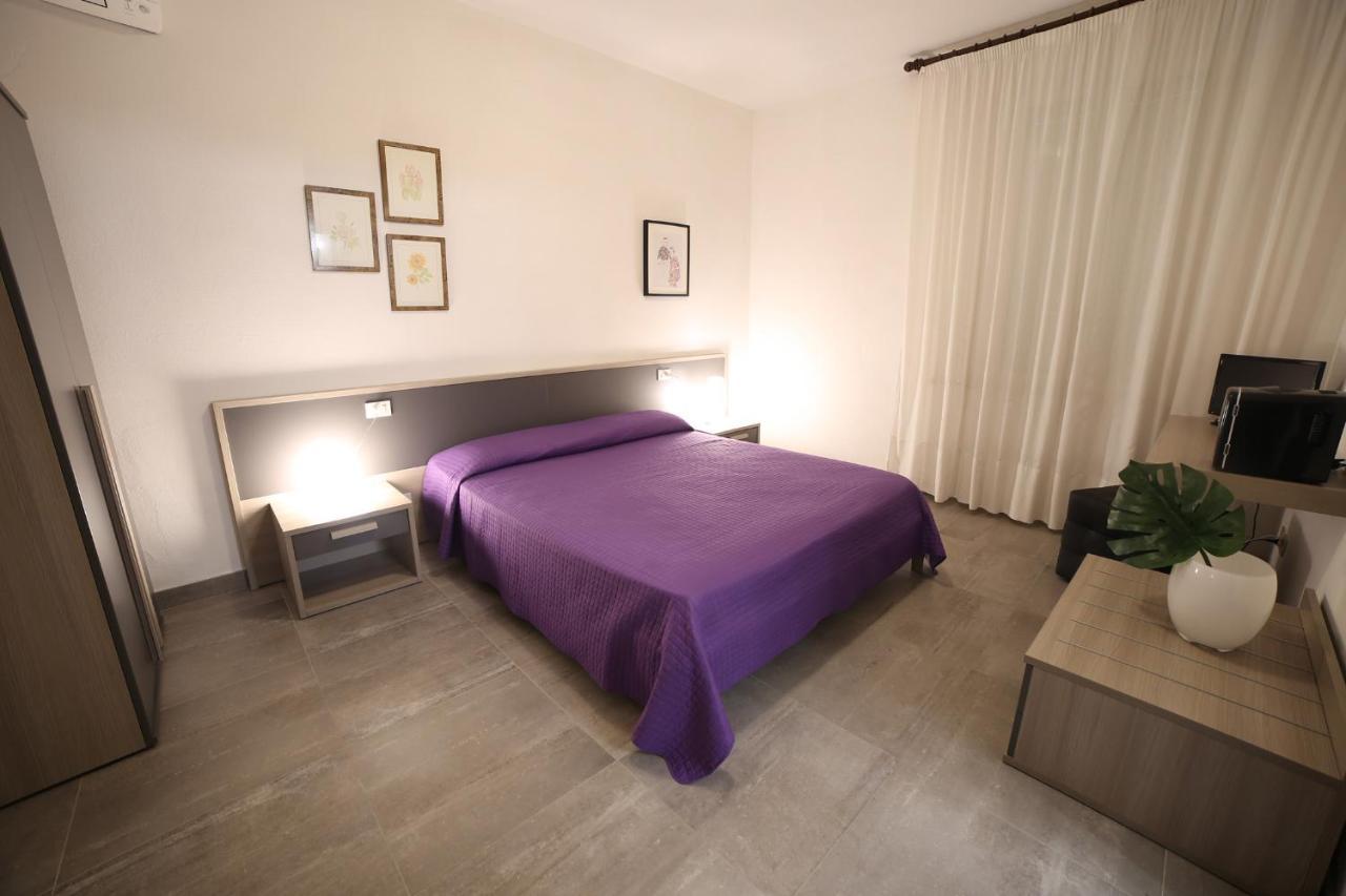 Roma Sleep & Food